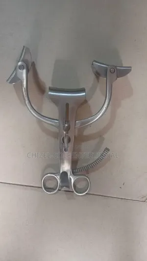 Millin Bladder Retractor