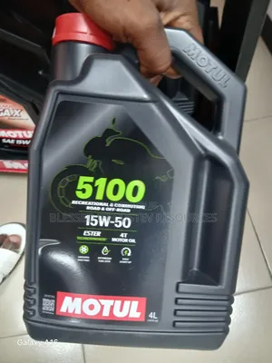 Motul 15w50 Engine Oil