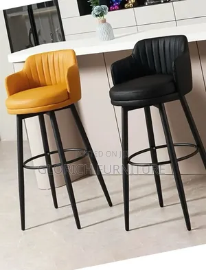 Channel-Stitched Leather Bar Stool With Armrests – Matte Black Frame