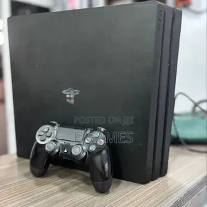 Ps4 Pro With Fc26 and 9 Games Inside