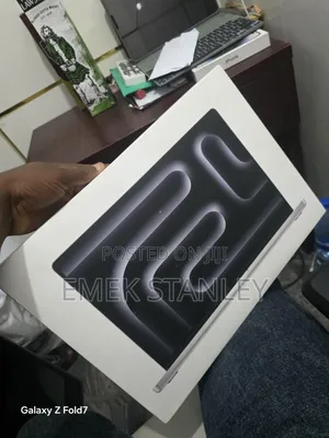 New Laptop Apple MacBook Pro 2026 M5 Pro 24GB Apple M5 Pro SSD 1T