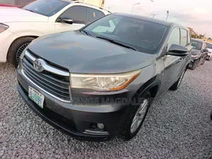 Toyota Highlander 2015 Gray
