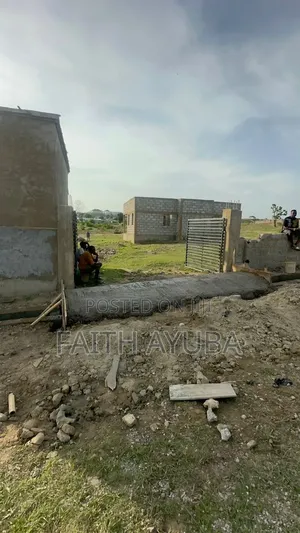 Dclean's Court Estate Kurudu