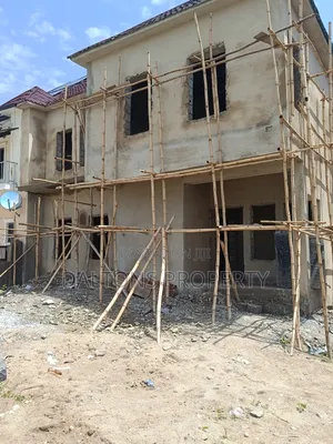 4bdrm Duplex in River Pack Estate, Lugbe District for sale