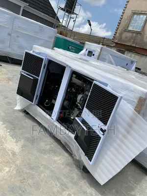 Strong Perkins 25kva Silent Set for Commercial Use