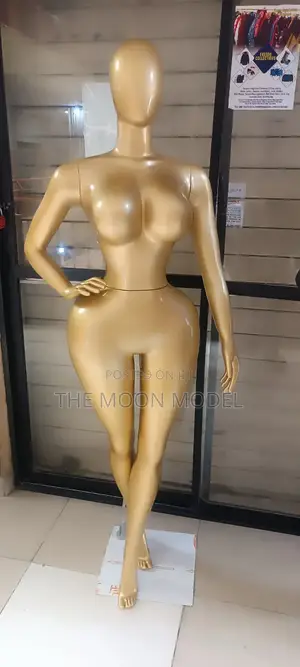 Rebecca BBL Mannequin