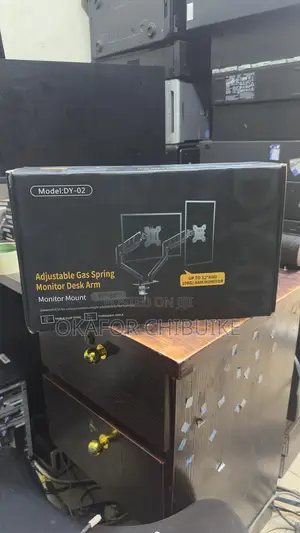 Dual Adjustable Monitor Arm Dy02