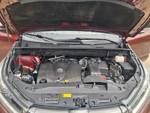 Toyota Highlander Limited 4x4 V6 (3.5L 6cyl 8A) 2017 Red