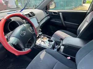 Toyota Highlander Sport 2008 White