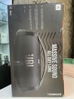 Boomboxes 3