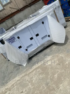 Soundproof Perkins 25kva Generator With Strong Engine