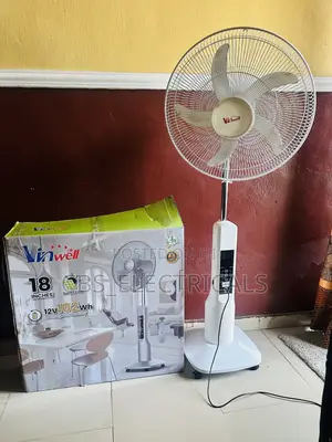 Vinwell 18-Inch Solar Rechargeable Standing Fan