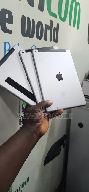 Apple iPad 10.2 (2019) 128 GB Gray