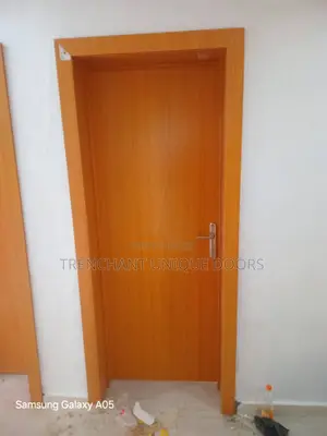 Modern HDF Door With Frame and Acrytrave