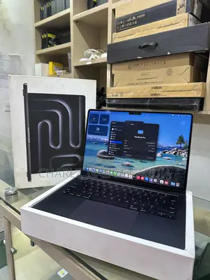 Laptop Apple MacBook Pro 2024 M4 Max 36GB Apple M4 Max SSD 1T