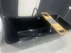 Free Standing Bathtub Black Color