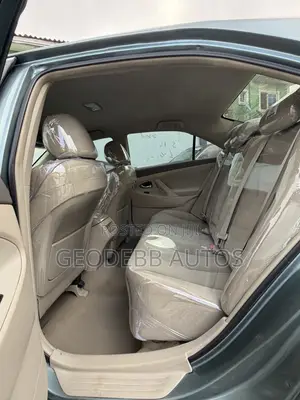 Toyota Camry LE 4dr Sedan (2.4L 4cyl 5A) 2009 Green