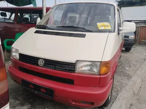 Volkswagen Transporter 2005 White