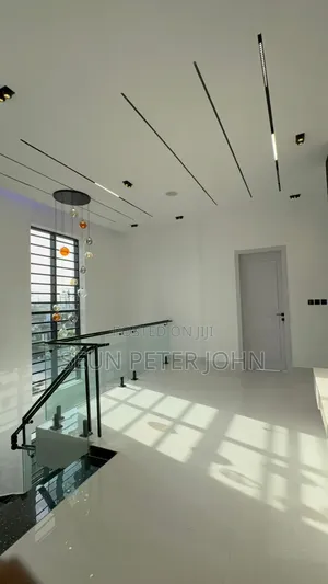 5bdrm Maisonette in Diamond Estate, Sangotedo for sale