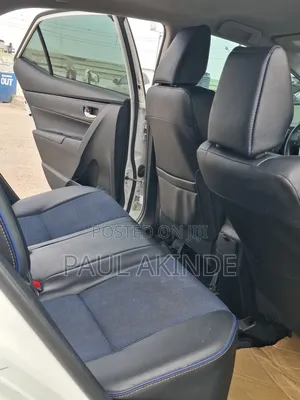 Toyota Corolla SE 4dr Sedan (1.8L 4cyl CVT) 2017 White