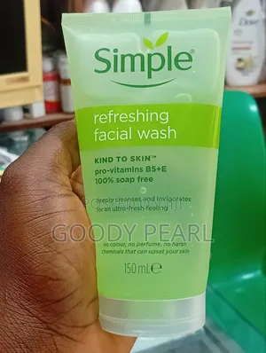 Simple Refreshing Facial Wash