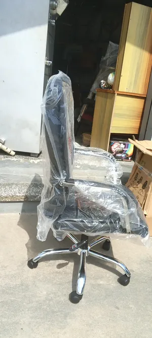 Managers Chair 107