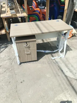 Executive Table With Mobile Drawer