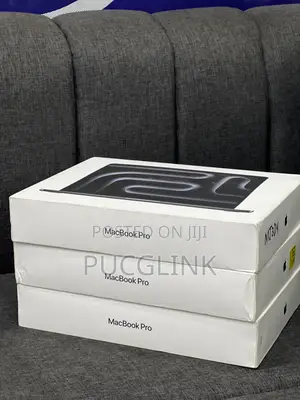 New Laptop Apple MacBook Pro 2025 M5 32GB Apple M5 HDD+SSD 1T