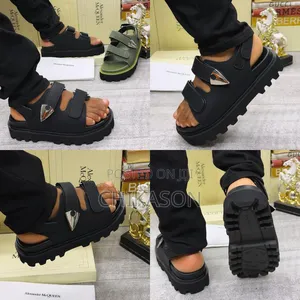 Quality Men's Sneaker And Slide