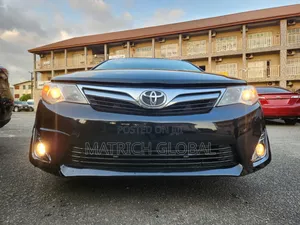 Toyota Camry LE 4dr Sedan (2.5L 4cyl 6A) 2014 Black