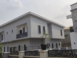 4bdrm Duplex in Zionist Estate, Akala Express for sale
