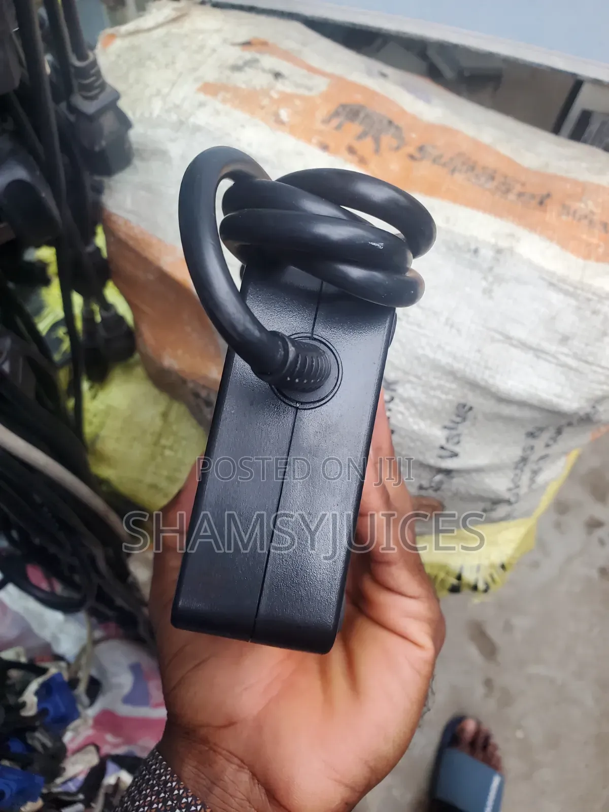 Msi Charger 330watts