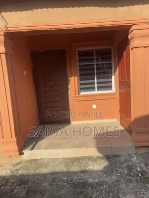 1bdrm Room & Parlour in Sinclair Estate, Oko Afo for rent