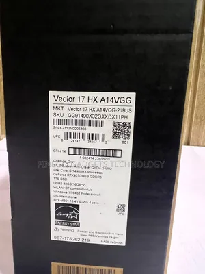 New Laptop MSI Vector 17 HX AI A2XWJG 32GB Intel Core i9 SSD 1T