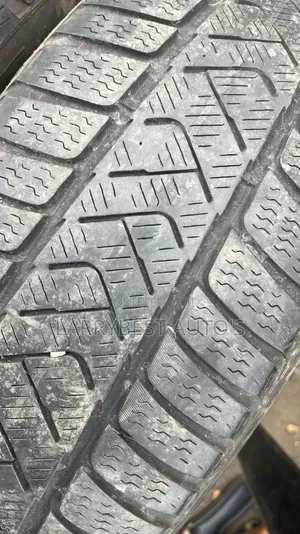 225/60r18 Tokunbo Tyres