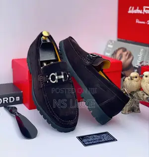 *Feragamo Shoes Suede