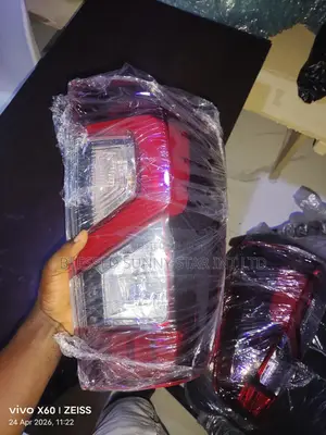 Nissan Navara 2022 Back Light Set