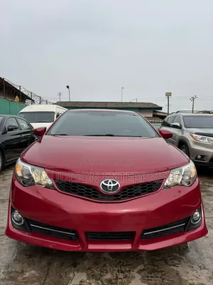 Toyota Camry 2013 Red