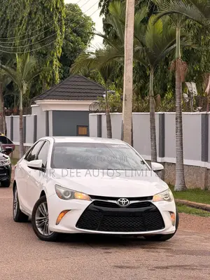 Toyota Camry 2016 White