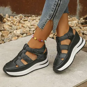 Ladies Breathe in Sneakers