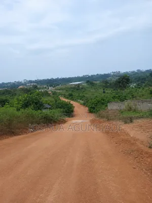 600sqm Plot For Sale In Hilltop Castle Estate , Imokun Town Via Poka