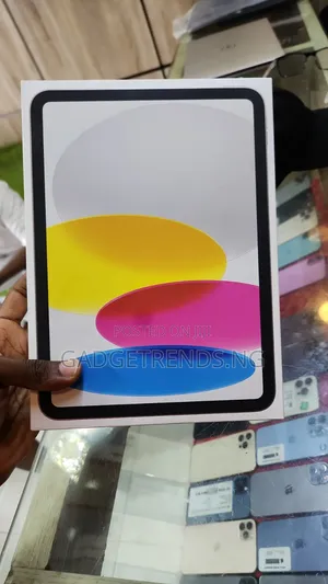 New Apple iPad (2025) 128 GB