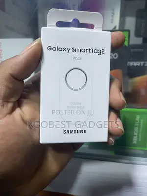 Silver Galaxy Smart Tag 2