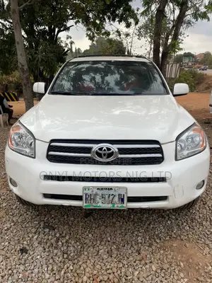 Toyota RAV4 2007 White