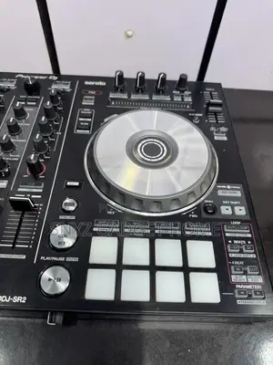 DDJ Sr2 Controller