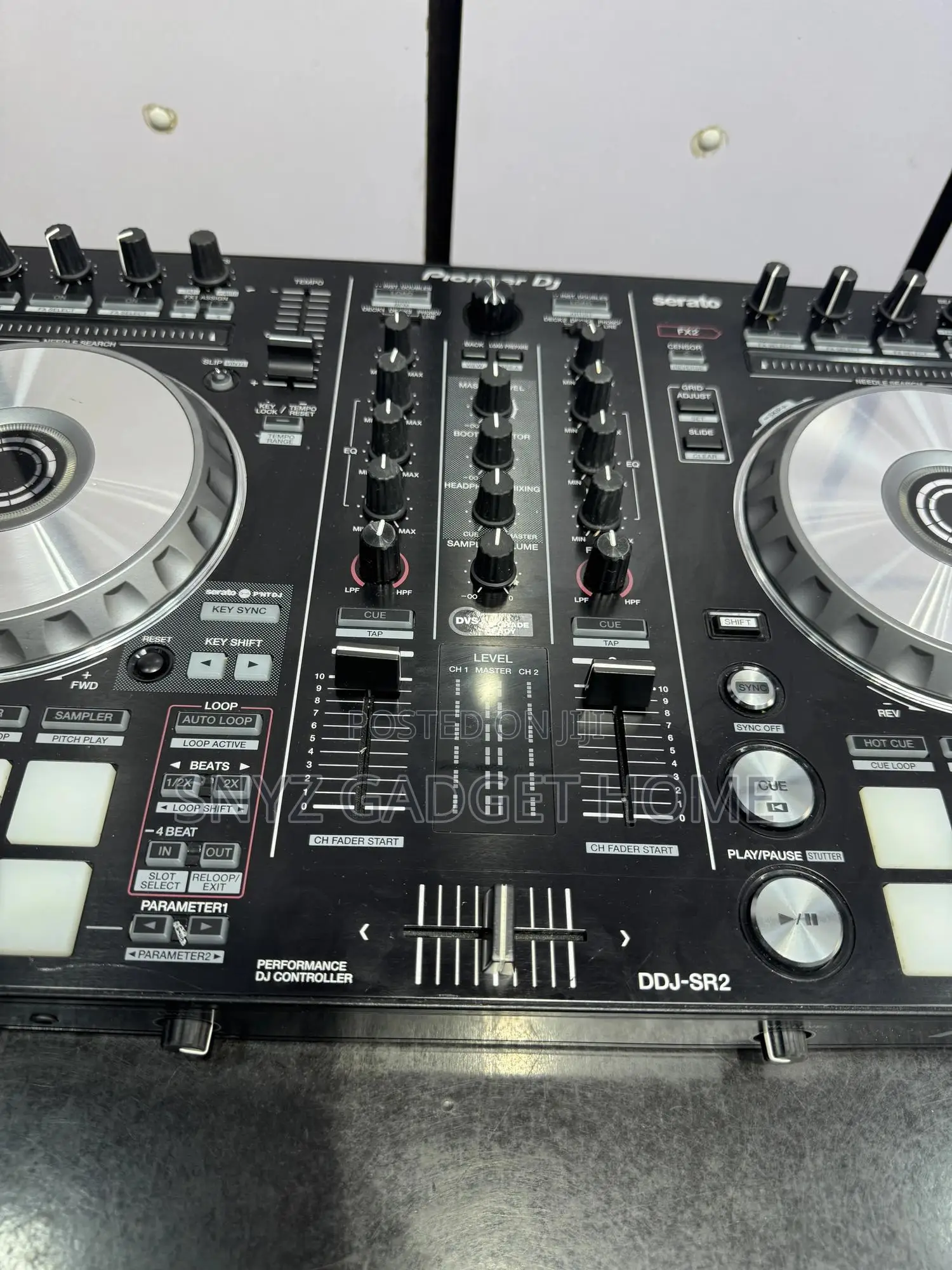 DDJ Sr2 Controller