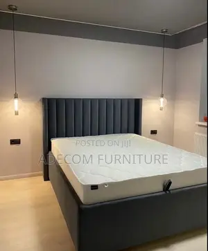 Bedframe 4and Half by 6 Payment on Delivery