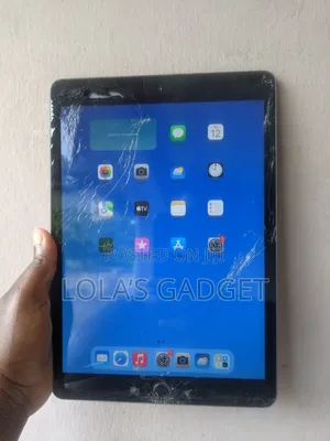 Apple iPad 10.2 (2019) 32 GB Gray