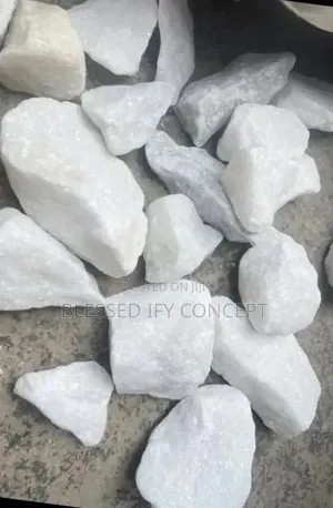 White Chippings Stone, Garden, Grave, Flower Pot,Terrazzo Flooring Etc