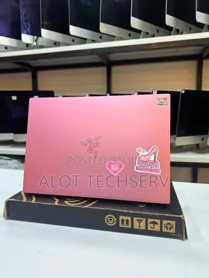 Laptop Razer Blade 16GB AMD Ryzen 9 SSD 1T